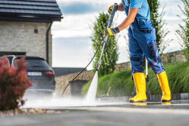 Best Gutter Cleaning  in Broken Bow, NE